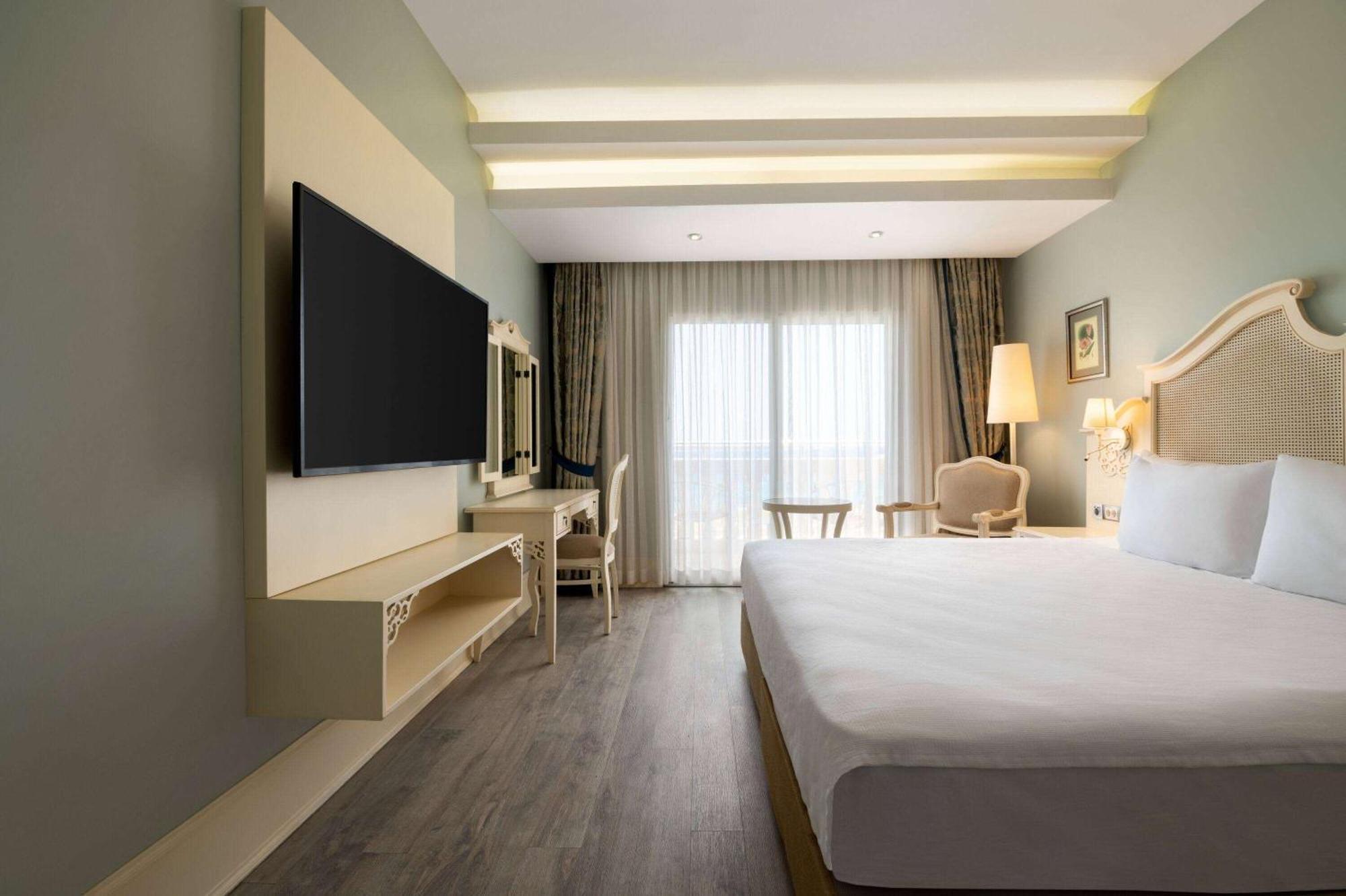 Dolce By Wyndham Cesme Alacati Exterior photo