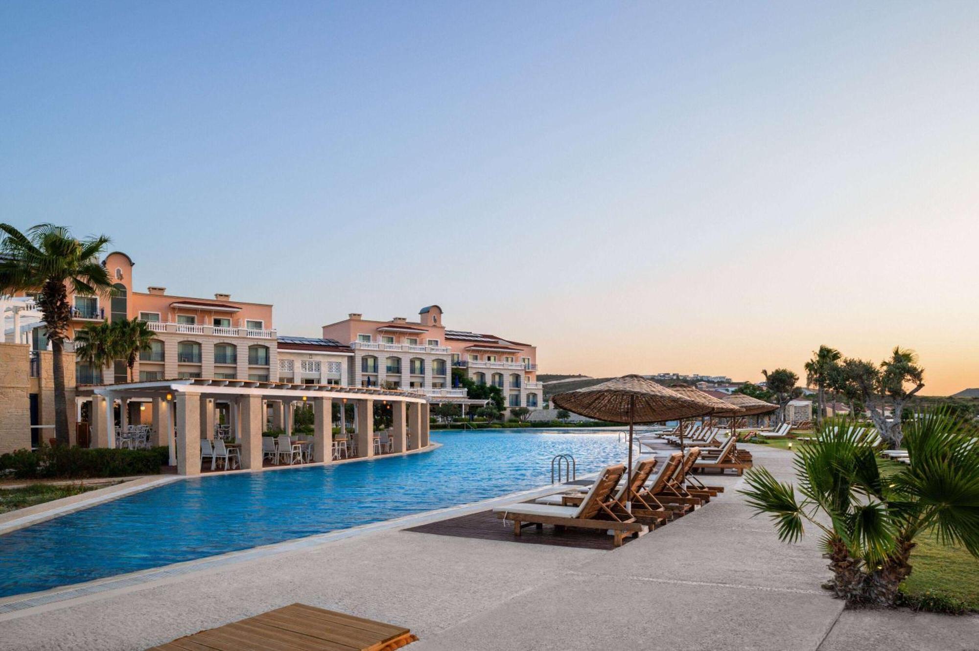 Dolce By Wyndham Cesme Alacati Exterior photo