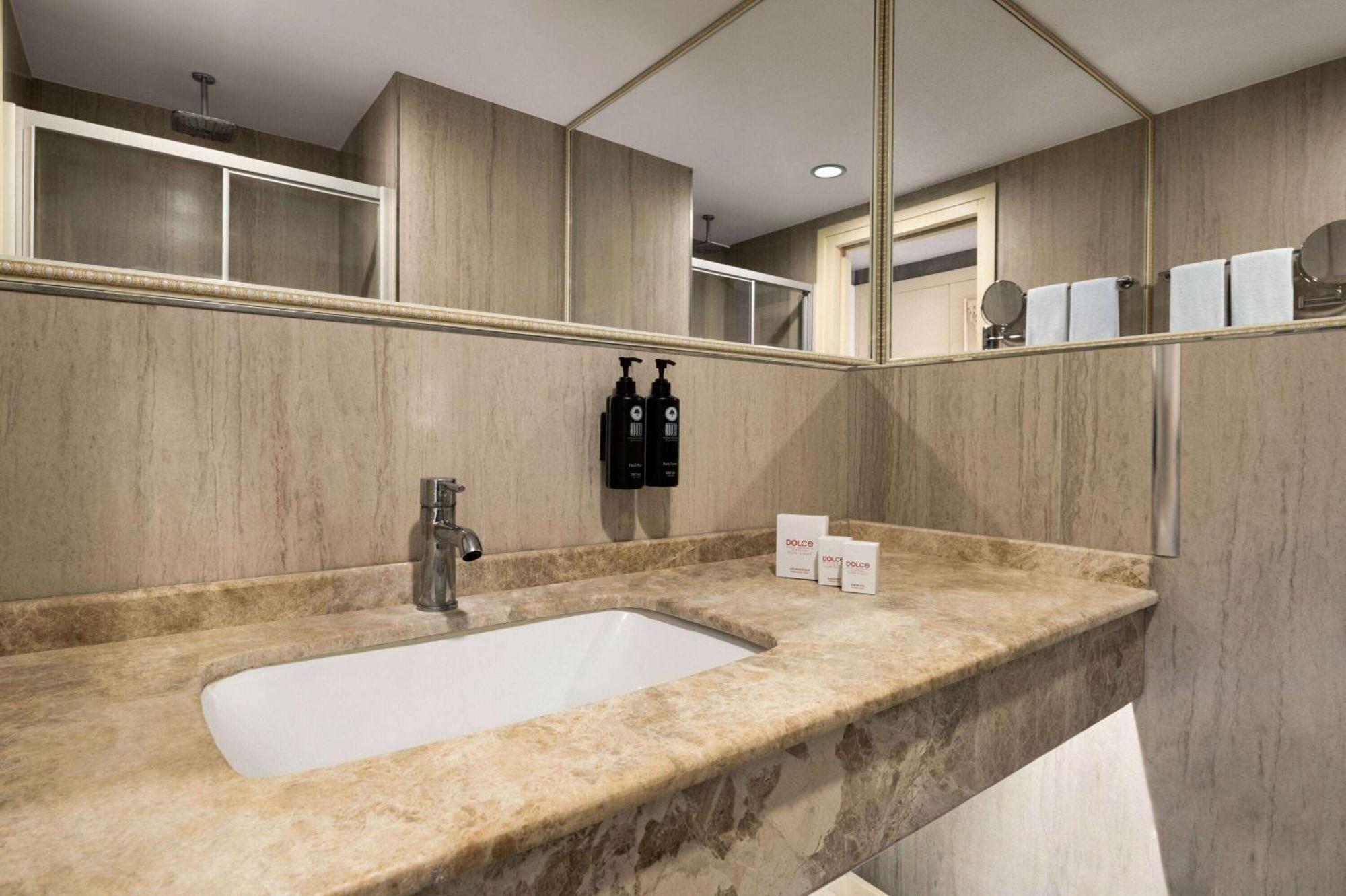 Dolce By Wyndham Cesme Alacati Exterior photo